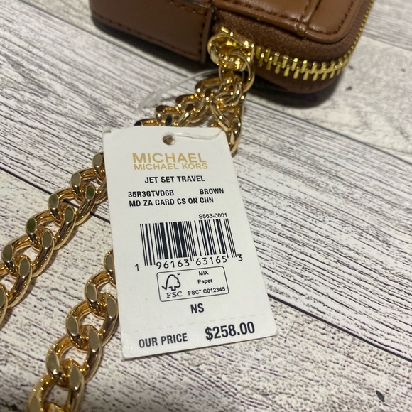 Michael Kors Jet Set Travel Small Logo Leather Brown Acorn Wristlet Wallet NWT - Picture 4 of 8